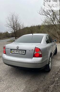 Седан Volkswagen Passat 2003 в Ужгороде