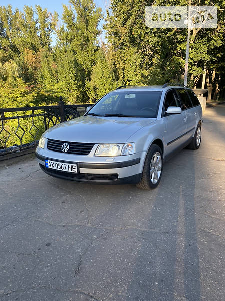 Универсал Volkswagen Passat 2000 в Харькове