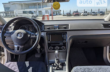 Седан Volkswagen Passat 2014 в Коломиї