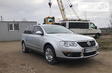 Универсал Volkswagen Passat 2010 в Ружине