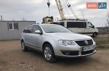 Универсал Volkswagen Passat 2010 в 