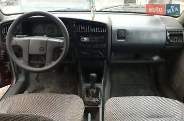 Универсал Volkswagen Passat 1993 в Ужгороде