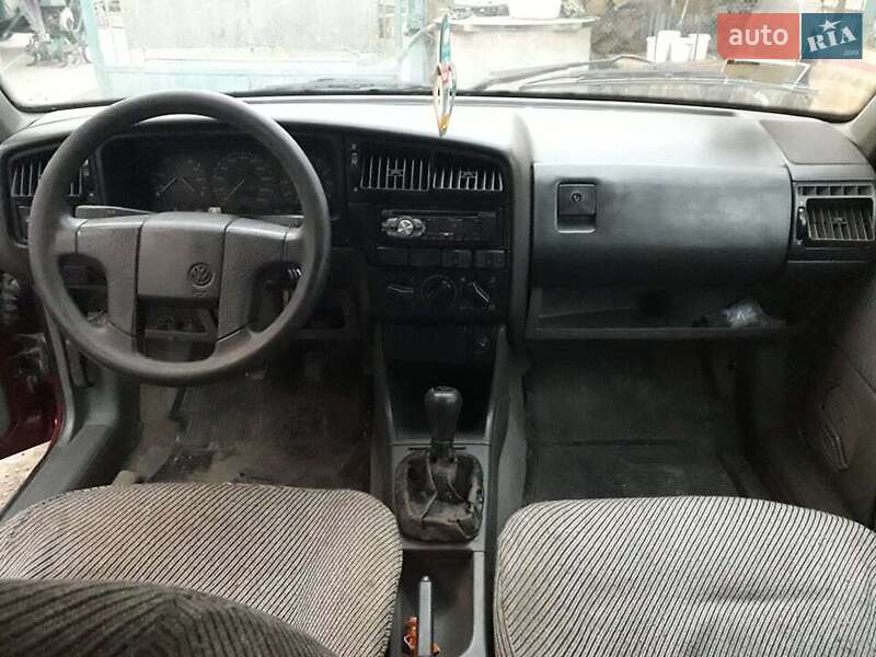 Универсал Volkswagen Passat 1993 в Ужгороде