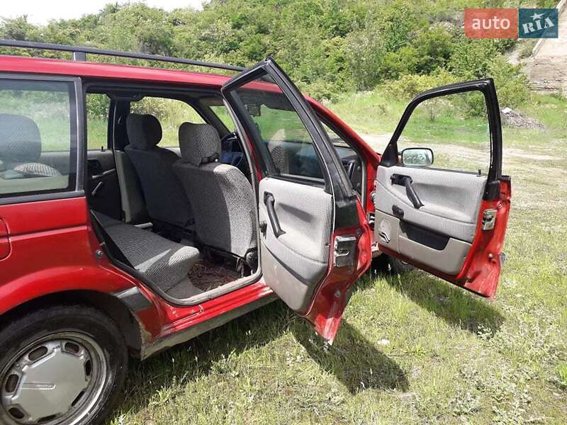 Универсал Volkswagen Passat 1993 в Ужгороде