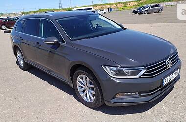 Универсал Volkswagen Passat 2016 в Одессе