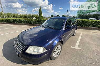 Универсал Volkswagen Passat 2001 в Виннице