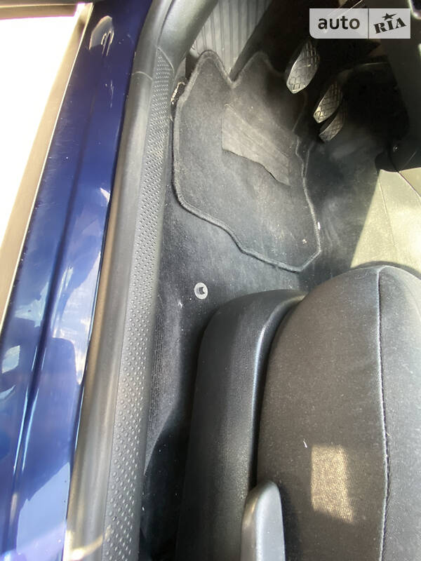 Универсал Volkswagen Passat 2001 в Виннице