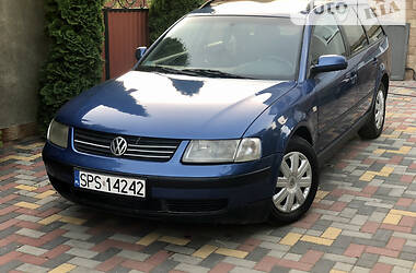 Универсал Volkswagen Passat 1999 в Хусте