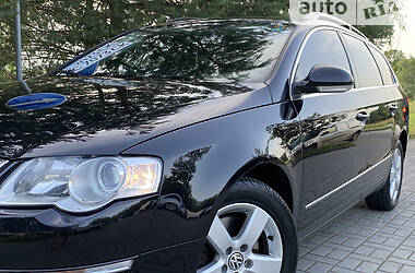 Универсал Volkswagen Passat 2009 в Дрогобыче