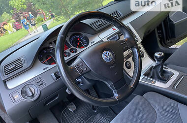 Универсал Volkswagen Passat 2009 в Дрогобыче