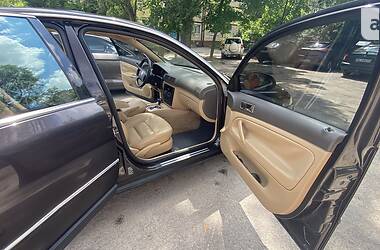 Седан Volkswagen Passat 2004 в 