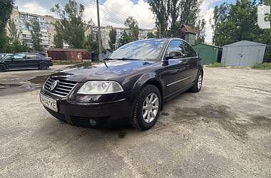 Седан Volkswagen Passat 2004 в 
