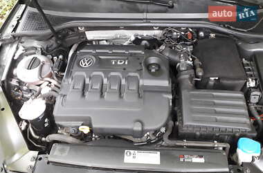 Универсал Volkswagen Passat 2015 в Мошнах