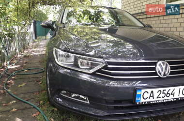 Универсал Volkswagen Passat 2015 в Мошнах