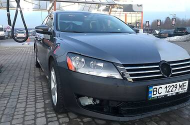 Седан Volkswagen Passat 2013 в Львове