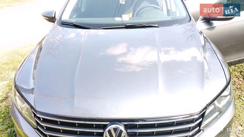 Седан Volkswagen Passat 2015 в Богуславі