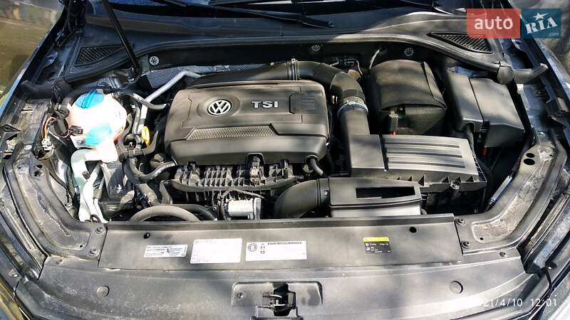 Седан Volkswagen Passat 2015 в Богуславі