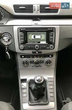 Универсал Volkswagen Passat 2012 в Бердичеве