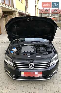 Универсал Volkswagen Passat 2012 в Бердичеве
