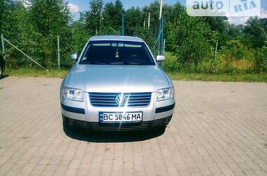 Седан Volkswagen Passat 2001 в Городке