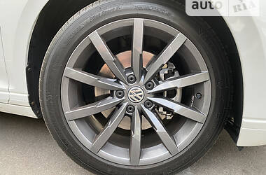 Универсал Volkswagen Passat 2015 в 