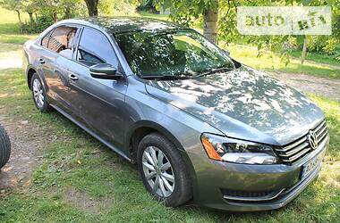 Седан Volkswagen Passat 2014 в 