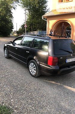 Універсал Volkswagen Passat 1998 в Чернівцях