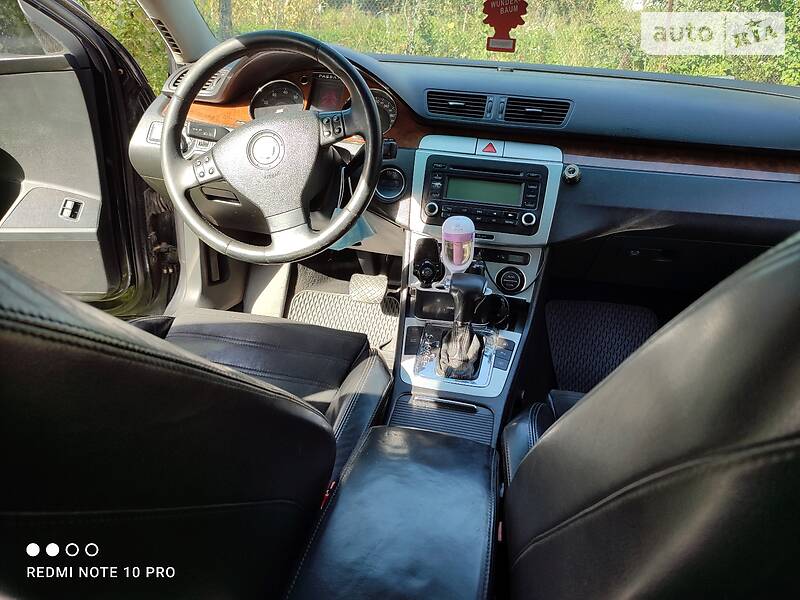 Седан Volkswagen Passat 2006 в Рогатине