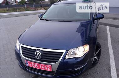 Универсал Volkswagen Passat 2010 в Нововолынске