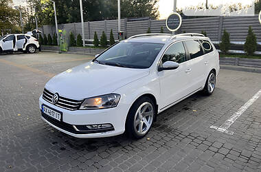 Универсал Volkswagen Passat 2011 в Харькове