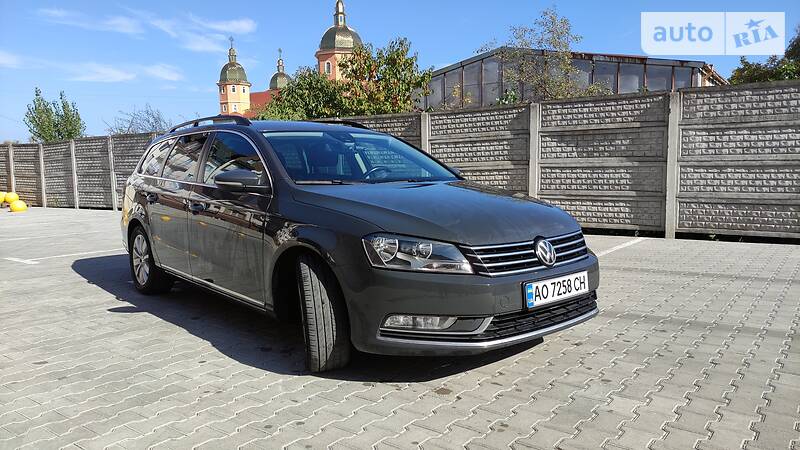 Універсал Volkswagen Passat 2013 в Ужгороді фото 16 Універсал Volkswagen Passat 2013 в Ужгороді