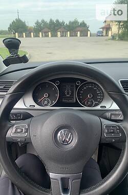 Універсал Volkswagen Passat 2013 в Городенці