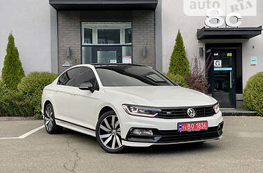 Седан Volkswagen Passat 2018 в 