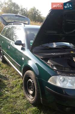 Универсал Volkswagen Passat 2001 в 
