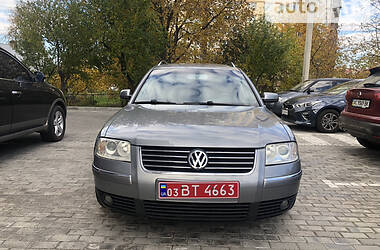 Универсал Volkswagen Passat 2003 в Львове