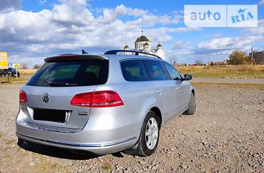 Универсал Volkswagen Passat 2011 в Дрогобыче