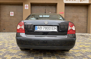 Седан Volkswagen Passat 2003 в Виннице