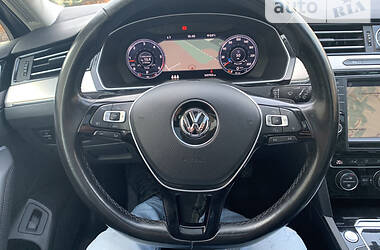 Универсал Volkswagen Passat 2015 в Самборе