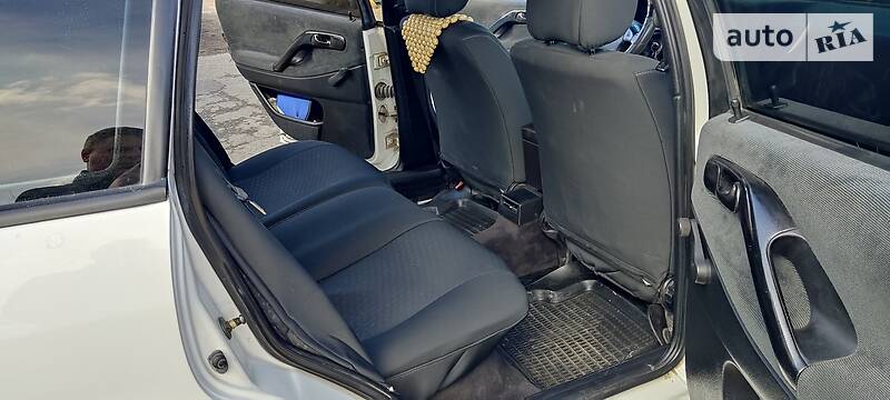 Универсал Volkswagen Passat 1996 в Городке