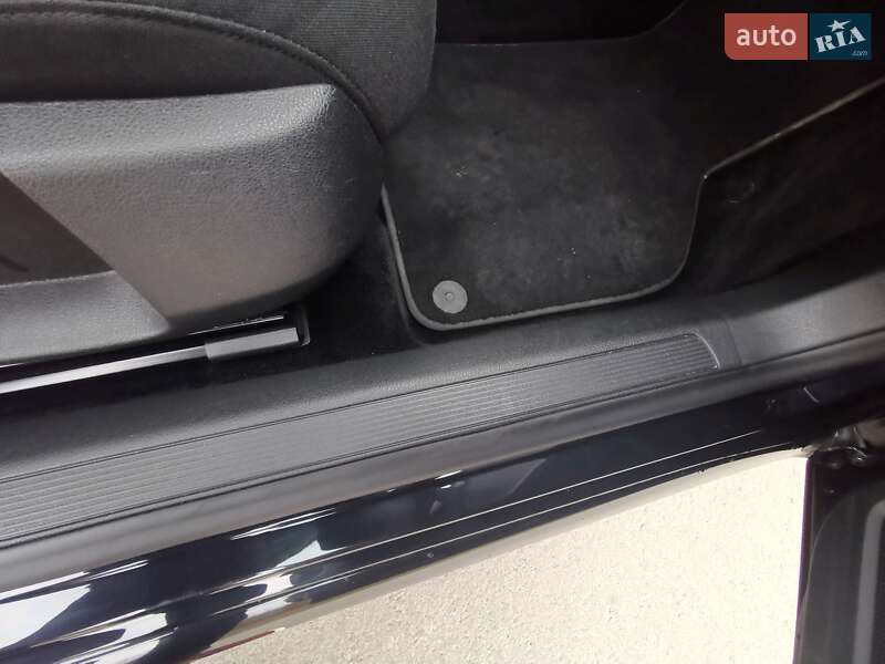 Универсал Volkswagen Passat 2012 в Хмельницком