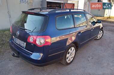 Универсал Volkswagen Passat 2005 в Измаиле