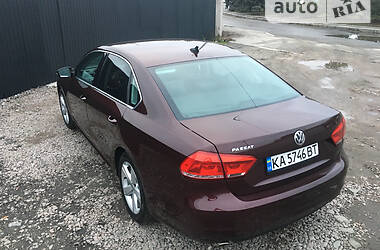 Седан Volkswagen Passat 2013 в Киеве