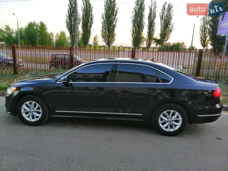Седан Volkswagen Passat 2016 в Черкассах