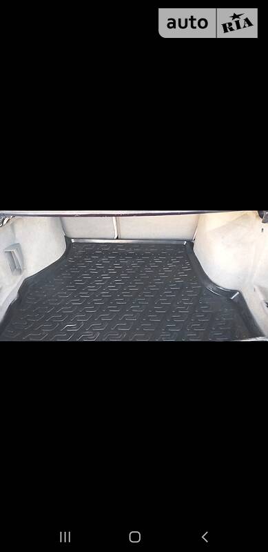 Седан Volkswagen Passat 1989 в Кельменцях