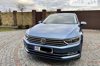 Универсал Volkswagen Passat 2015 в Днепре