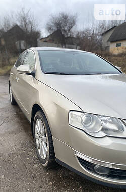 Седан Volkswagen Passat 2007 в Киеве