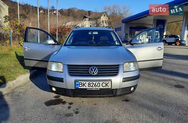 Универсал Volkswagen Passat 2001 в 