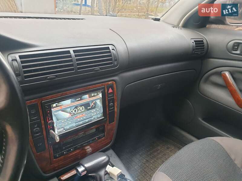 Седан Volkswagen Passat 2005 в Одесі