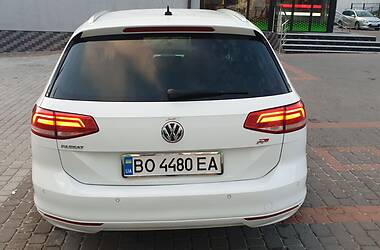 Універсал Volkswagen Passat 2015 в Тернополі
