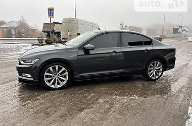 Седан Volkswagen Passat 2016 в 